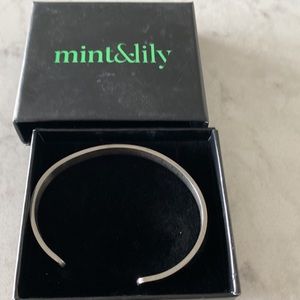 mint & lily Stainless Steel messaage cuff bracelet New in box